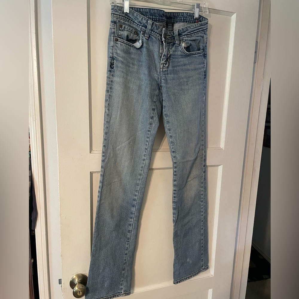 Women’s faded jeans by Buffalo